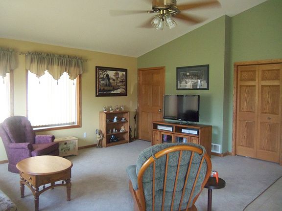 5th image of 502 Poler St