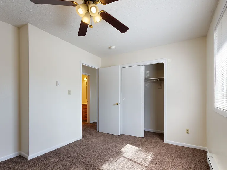 Bedrooms with ceiling fans