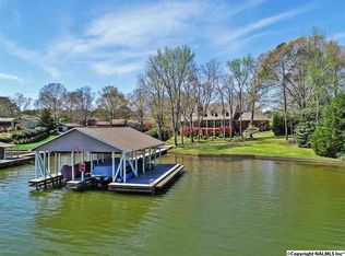 56 Willow Cove Dr, Scottsboro, AL 35769