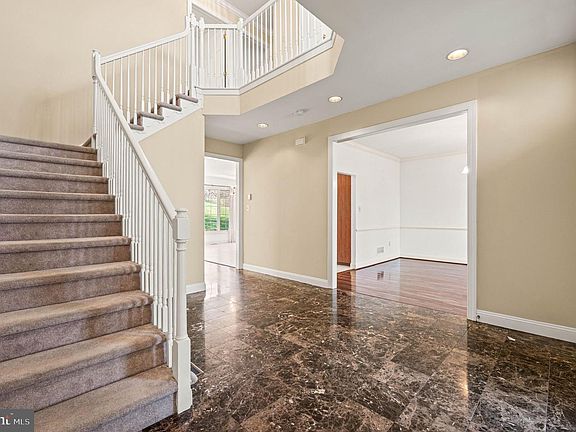 2nd image of 17 Landon Way