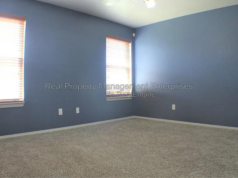 5520 Del Creek Rd — Photo 9