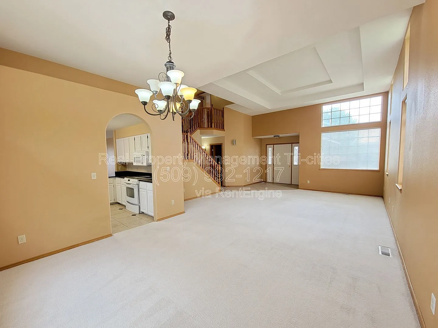 4 bed, 2.5 bath, 2276 sqft, $2,895 — Photo 4
