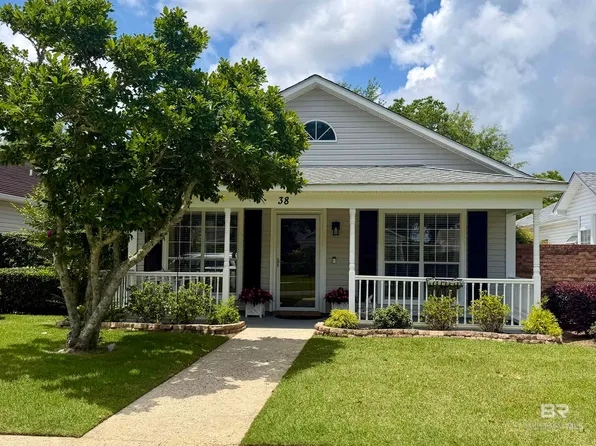 38 Cottage Dr, Fairhope, AL 36532