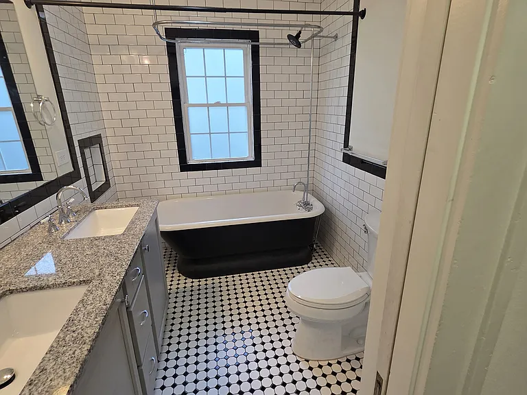 1432 S Gary Ave — Photo 21