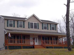 831 Route 6, Shohola, PA 18458