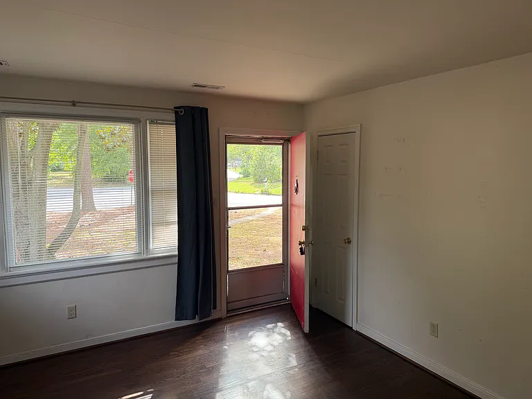 9701 Gardenia Dr — Photo 3