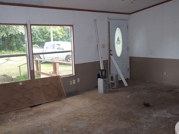 4th image of 20333 Holly Hills Dr