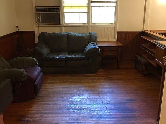 4th image of 6126 Winview Dr