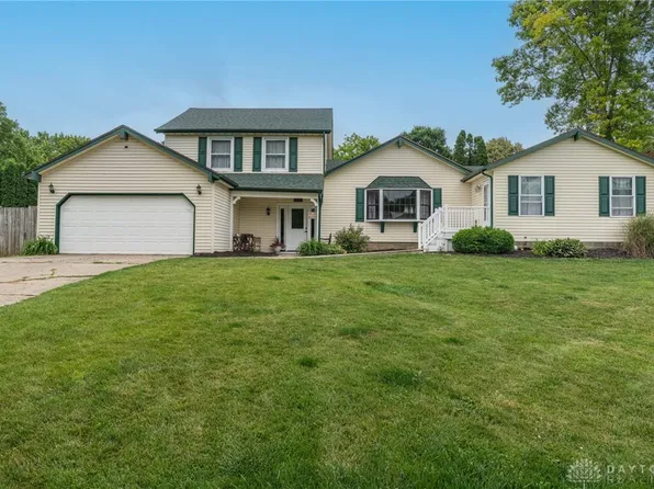39 Nightingale Trl, Enon, OH 45323