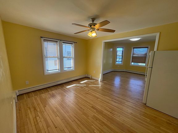 3rd image of 93 Sterling St APT 2