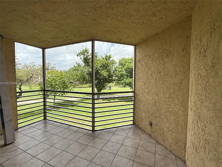 9531 Seagrape Dr #202 — Photo 13