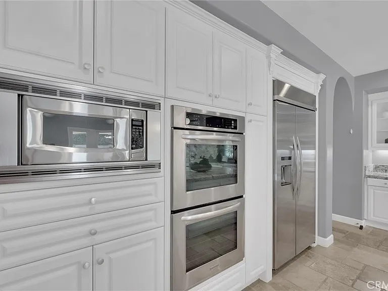 510 E Viewcrest Dr — Photo 29
