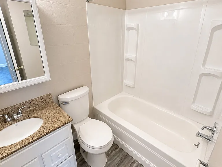 310 Walnut St #A — Photo 8