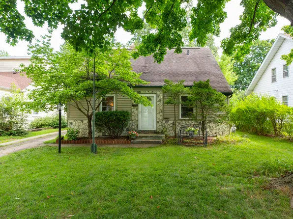1220 E Bronson St, South Bend, IN 46615