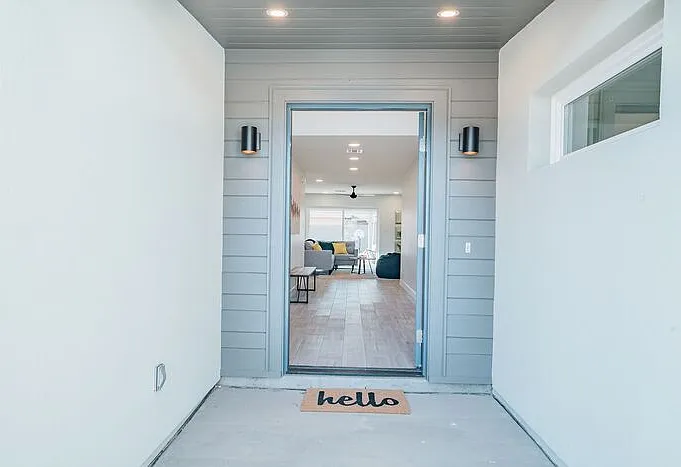 8626 E Plaza Ave — Photo 3