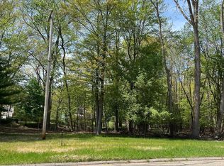 3591 Roosevelt Rd, Muskegon, MI 49441