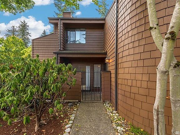 2nd image of 11418 NE 128th St APT 64