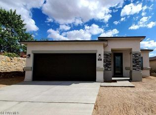 332 La Puesta Dr, El Paso, TX 79932