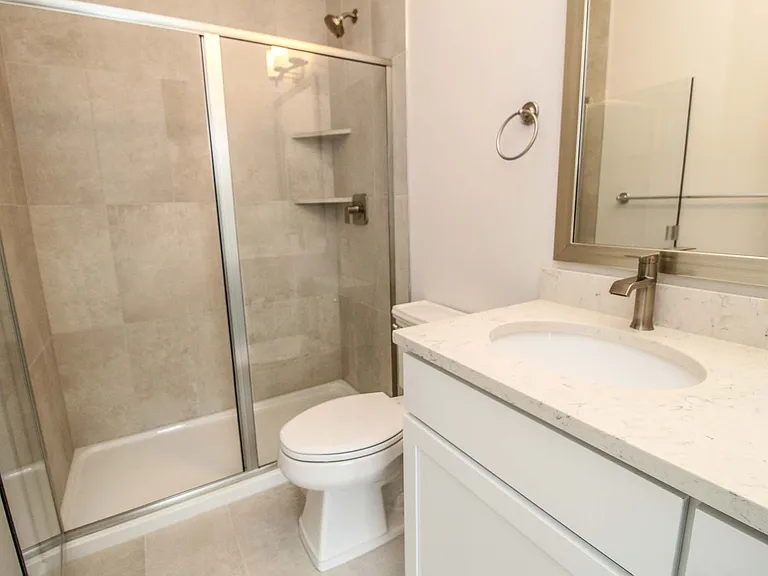 10942 NE 189th Pl #G — Photo 10