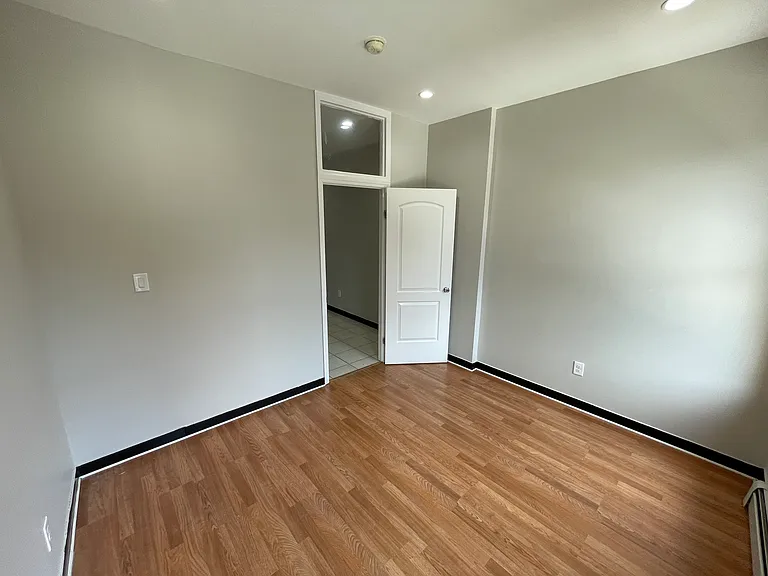 118 Wyckoff Ave #3L — Photo 15