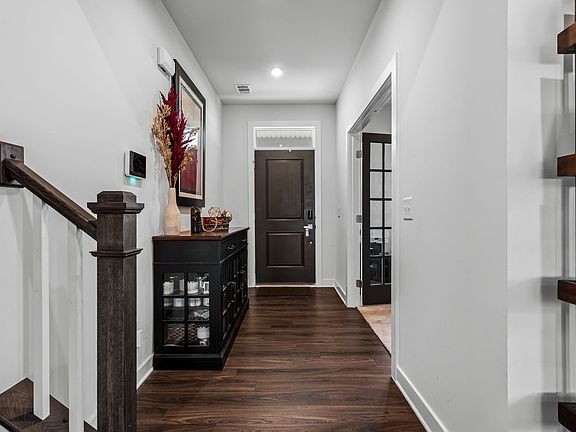 4th image of 3409 Pepper Glendale Dr