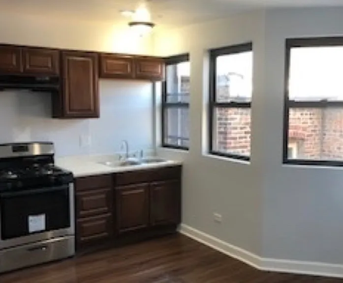 1141 S Western Ave #3 — Photo 2