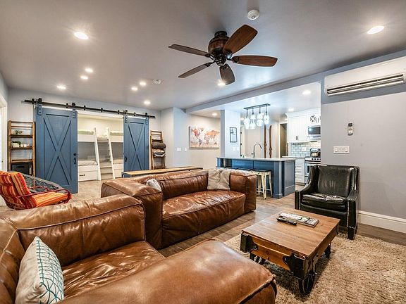 2nd image of 1325 Lowell Ave #5000