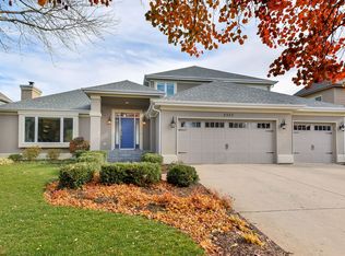 2377 Legacy Dr, Aurora, IL 60502