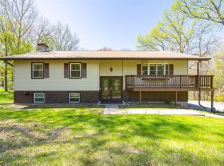185 Roosevelt Rd, Hyde Park, NY 12538