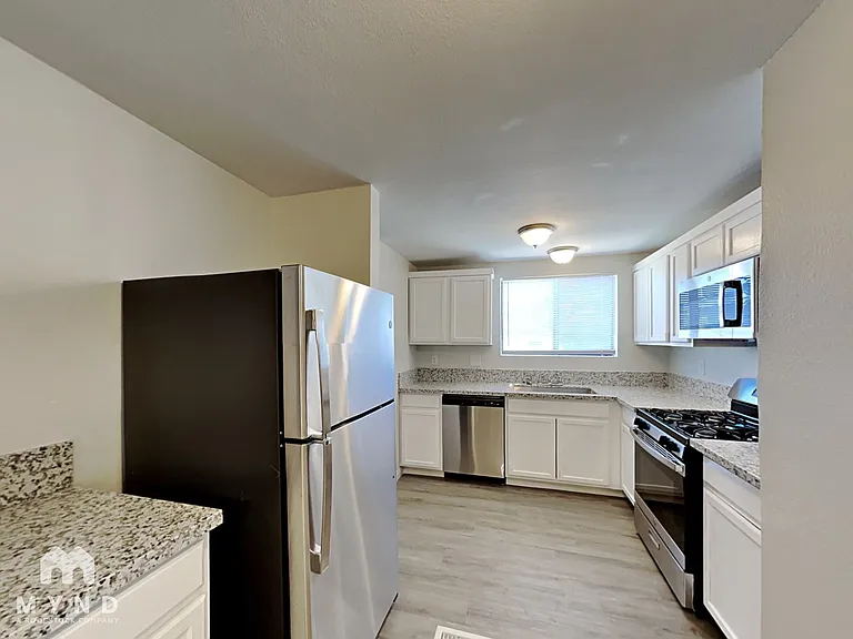 545 Truffles St — Photo 3