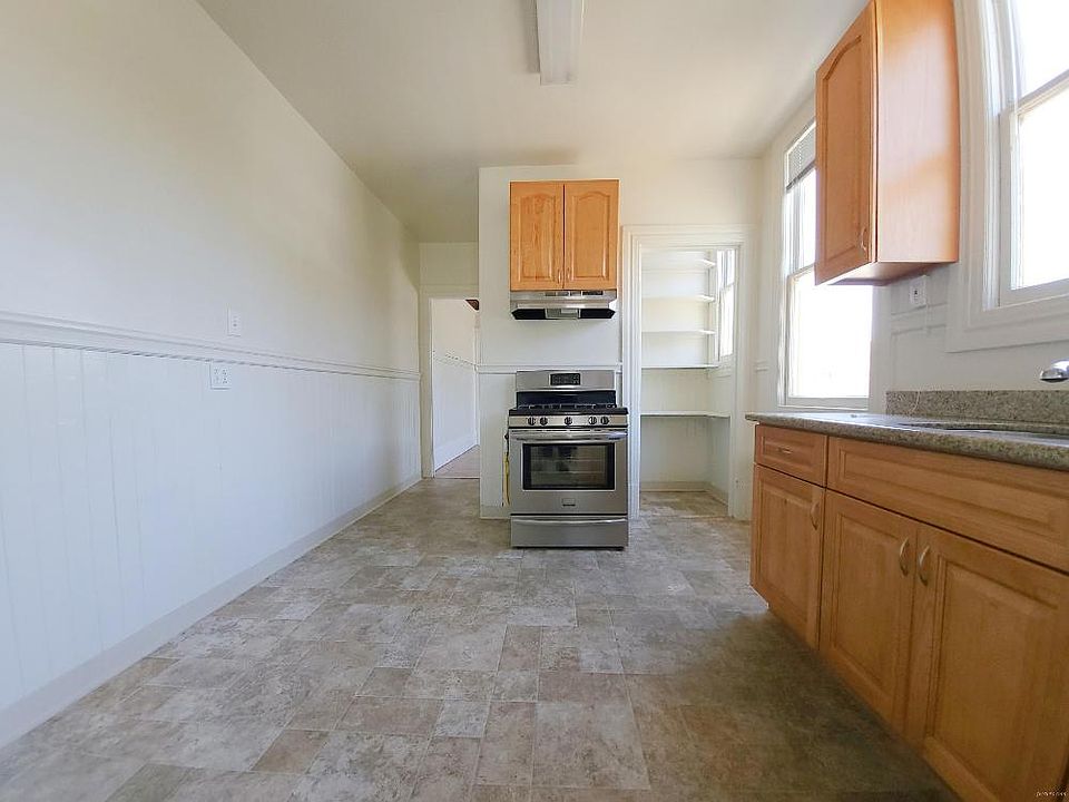 1st image of 1208 Cole St #1210