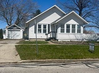 210 W Wayne St, Lagrange, IN 46761