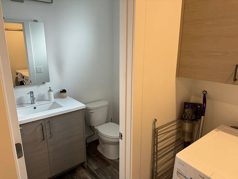 Powder room