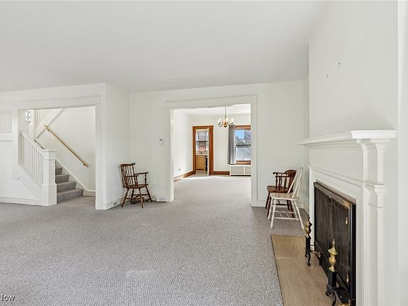 5th image of 1435 W Clifton Blvd