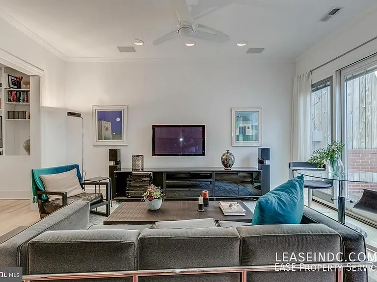 2503 I St NW — Photo 10