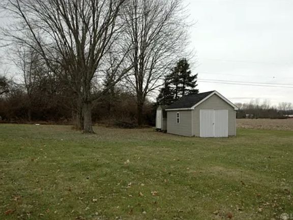 2 large sheds