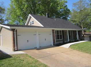 2952 Flameglow Dr, Saint Louis, MO