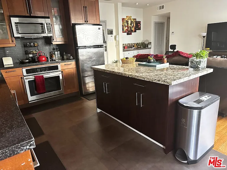 1812 Overland Ave #105 — Photo 2