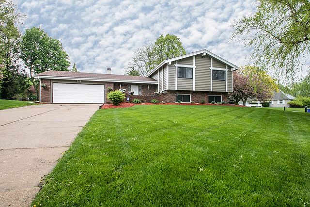 1st image of 5744 Chadbourne Cir