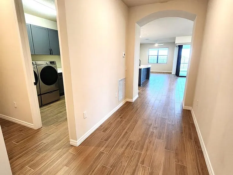 8295 Vaulting Dr — Photo 5