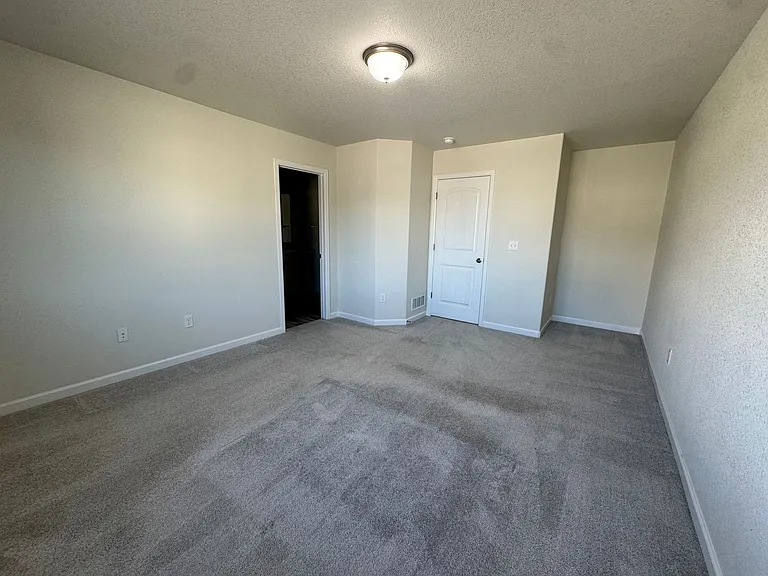 894 Petra Hts — Photo 11