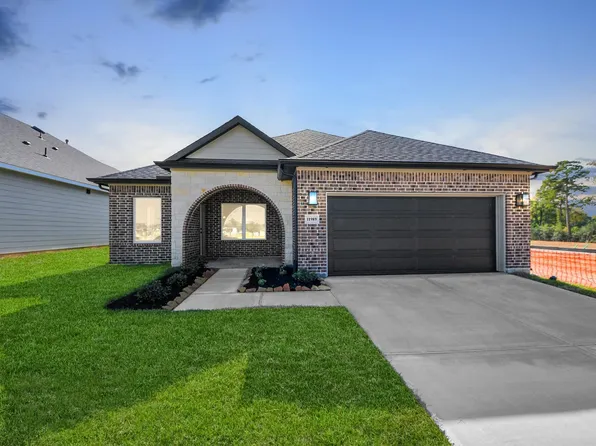 11989 Barbaro Dr, Willis, TX 77318