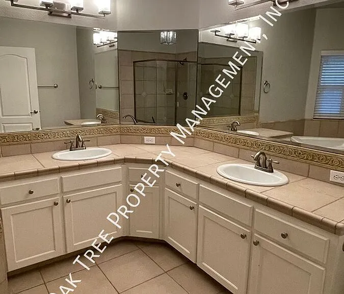 10432 N Woodrow Ave — Photo 14