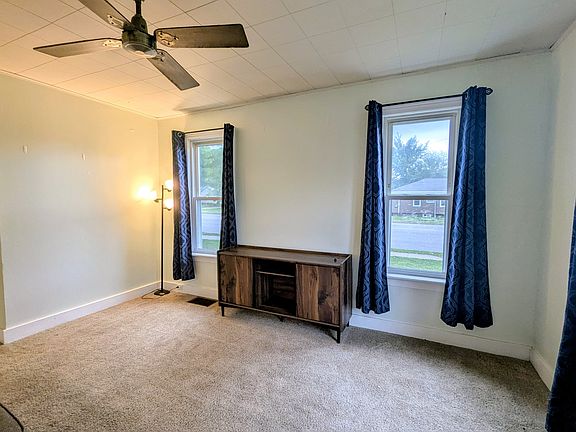 5th image of 1035 Bucklin St