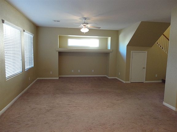 3rd image of 5617 Midnight Breeze St