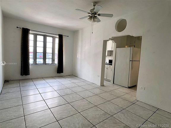 2nd image of 901 Collins Ave APT 111
