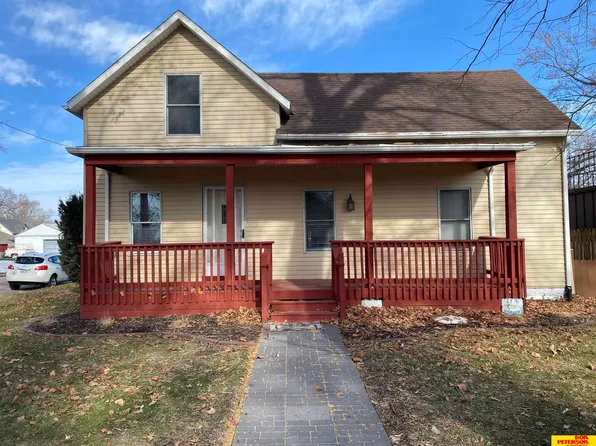 1406 E Dodge St, Fremont, NE 68025