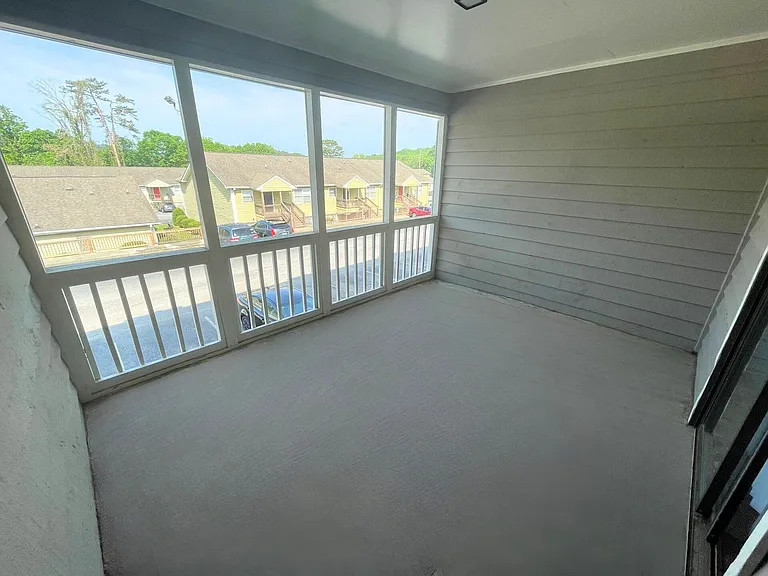 2505 W Broad St #414 — Photo 13