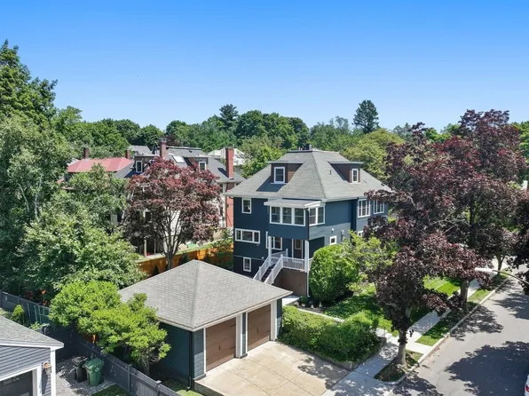 68 Barnard Ave, Watertown, MA 02472