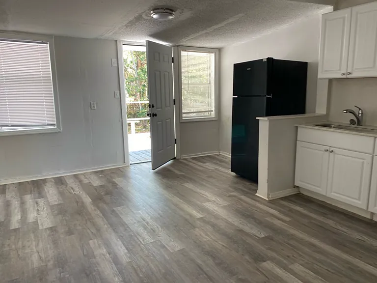 1305 Melson Ave — Photo 5